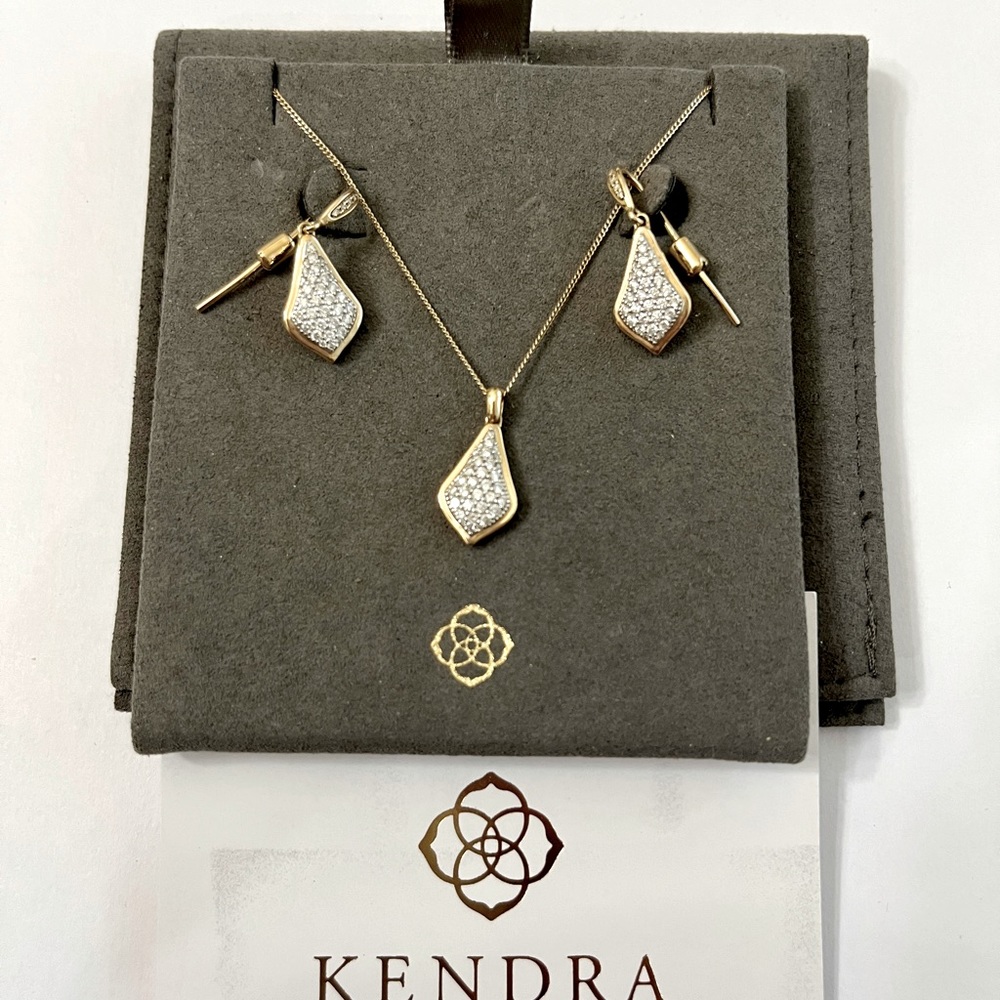 14k yellow gold earrings, pendant with chain